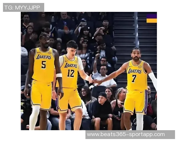 夸梅回应媒体对布朗尼的质疑称湖人会寻找替罪羊如斯玛特和艾顿